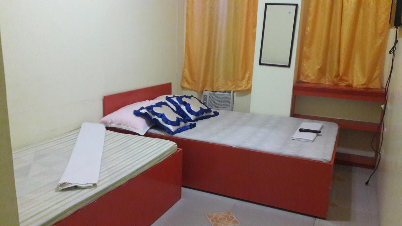 Aranas-Carillo Travellers Inn Kalibo Luaran gambar