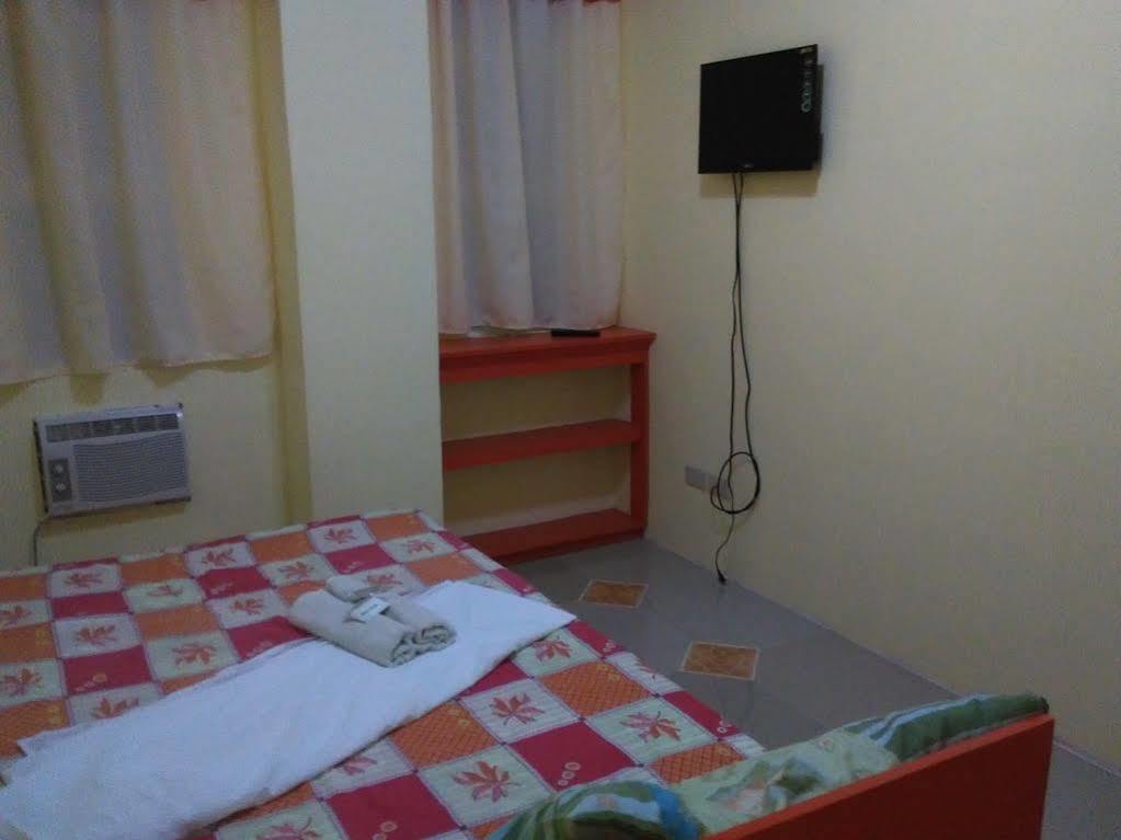 Aranas-Carillo Travellers Inn Kalibo Luaran gambar